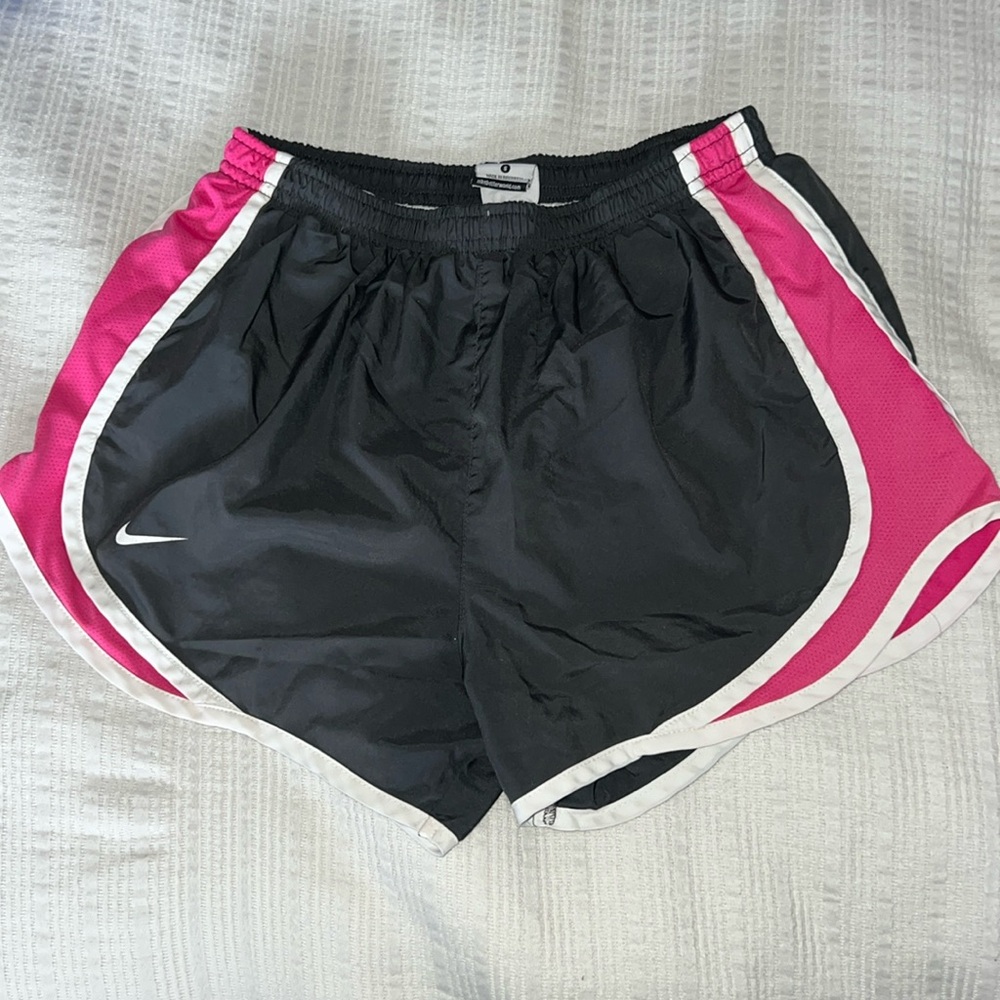 Small Gray/Pink Nike Running Shorts